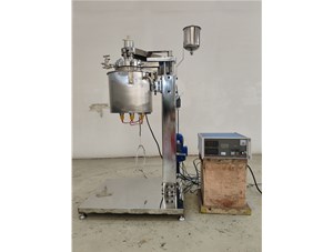 2L高溫高壓不銹鋼油浴電加熱電動(dòng)升降實(shí)驗(yàn)釜已完工發(fā)往成都