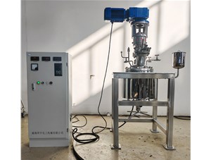 10L不銹鋼油浴電加熱反應(yīng)釜已完工發(fā)往佛山