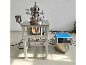 2L高溫不銹鋼油浴電加熱實驗釜已完工發(fā)往山西